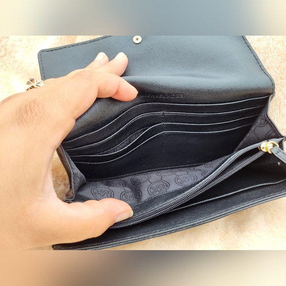 Michael Kors Fulton Black Leather Wallet-EUC - Picture 7 of 13